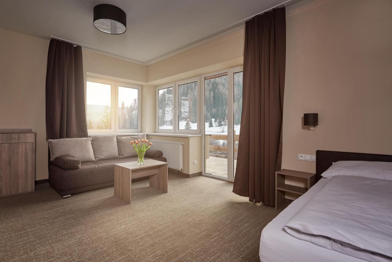 Hotel Studnicky Vernar Экстерьер фото