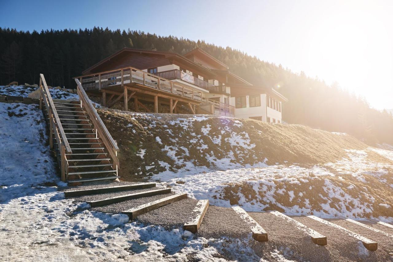 Hotel Studnicky Vernar Экстерьер фото